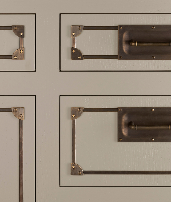Pullman Porter is set in line with its brass trim, creating a seamless design that merges utility with refinement.