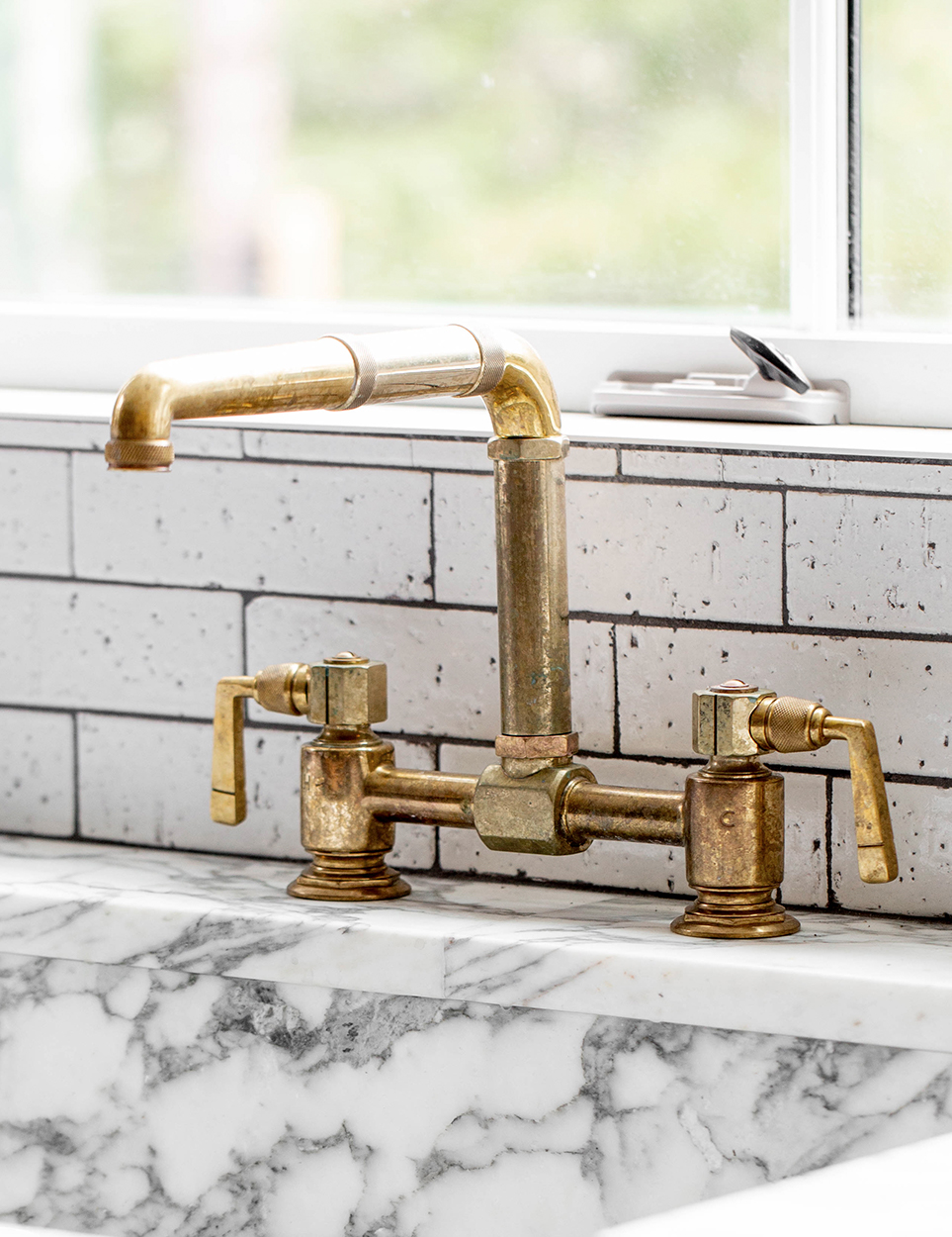 Solidly built, our Regulator, Canteen and On Tap faucets bring unique functional characteristics and powerful silhouettes to a kitchen.